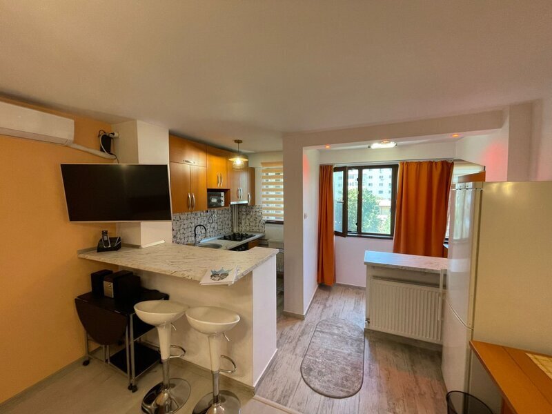 Pantelimon, Armenesc, Lidl, bl 1980, et 5